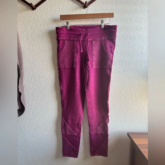 Rare FP Movement by Free People Kyoto Utility-Pocket Leggings - Picture 2 of 7